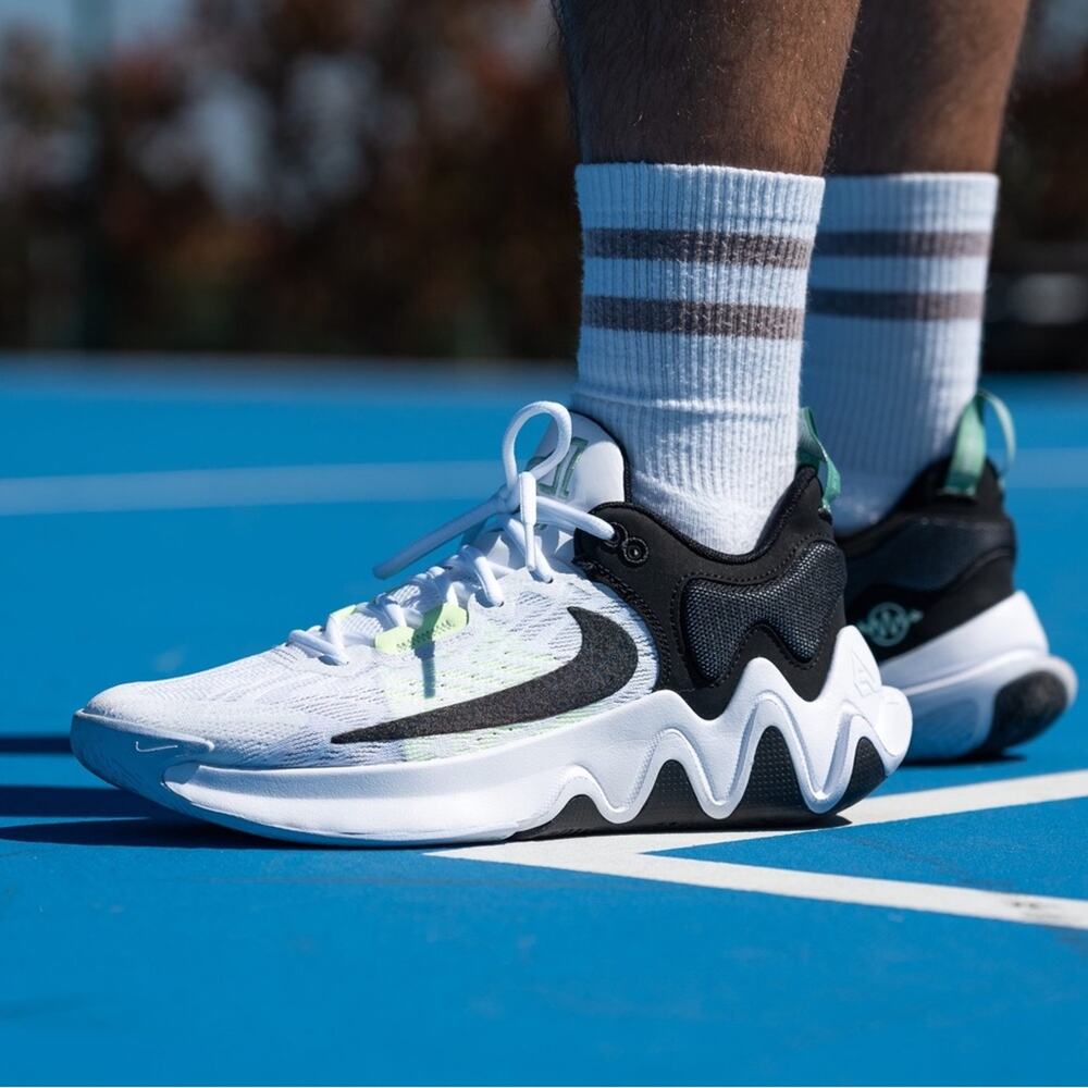 Nike Giannis Immortality 2 Basketball Sneakers In White / Black / Volt Size 18